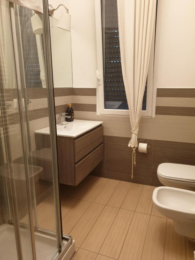 Michelangelo Apartments 科马诺 外观 照片